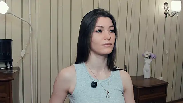 Snapshot of JulissaLipoma chatting on March 29, 7:52 am JulissaLipoma online show from March 29, 7:52 am