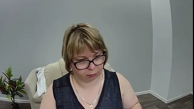 BonnnyBoobsy online show from July 20, 6:10 pm