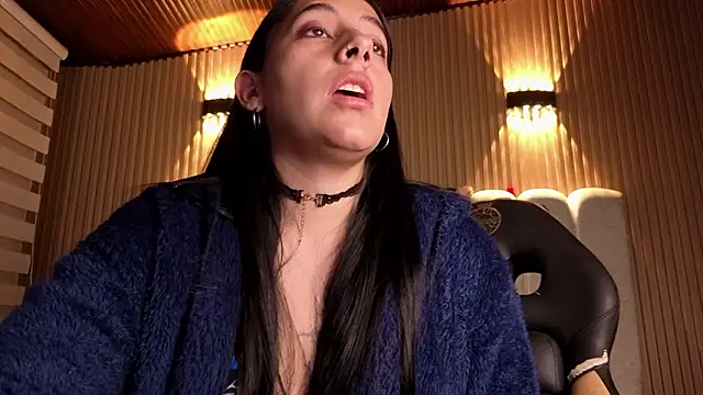 Snapshot of Melannyy_V chatting on March 26, 12:55 pm Melannyy V online show from March 26, 12:55 pm