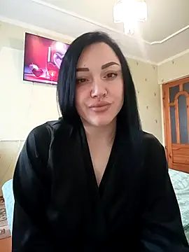 Snapshot of Elsie-Nora chatting on April 21, 5:47 am Elsie-Nora online show from April 21, 5:47 am