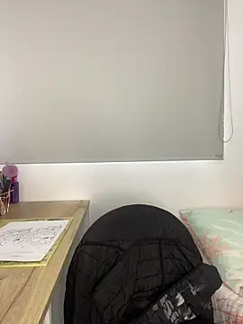 Snapshot of SimonNessman chatting on March 27, 8:08 pm SimonNessman online show from March 27, 8:08 pm