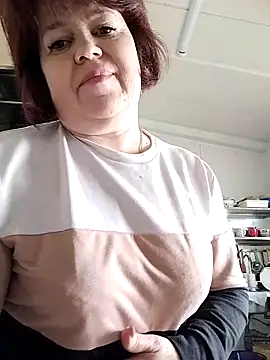 Snapshot of ViktoriaToytor55 chatting on March 23, 8:51 am ViktoriaToytor55 online show from March 23, 8:51 am