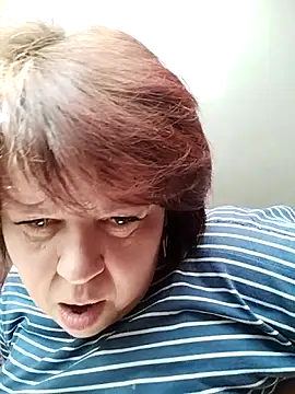 Snapshot of ViktoriaToytor55 chatting on March 24, 10:53 am ViktoriaToytor55 online show from March 24, 10:53 am