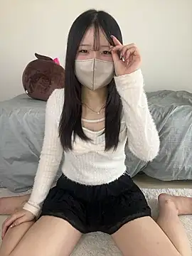 Snapshot of MOMO_chan_0412 chatting on March 24, 3:11 am MOMO chan 0412 online show from March 24, 3:11 am