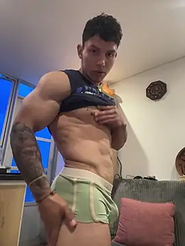 Snapshot of JAYCAM_ chatting on June 10, 9:35 pm JAYCAM online show from June 10, 9:35 pm