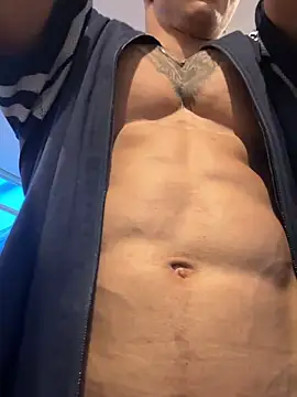 Snapshot of JAYCAM_ chatting on June 11, 9:24 pm JAYCAM online show from June 11, 9:24 pm