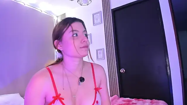 Littletammy4u online show from June 1, 12:18 pm