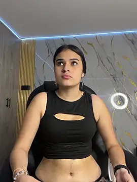 Snapshot of Valkiria77_Eup chatting on March 27, 11:48 pm Valkiria77 Eup online show from March 27, 11:48 pm