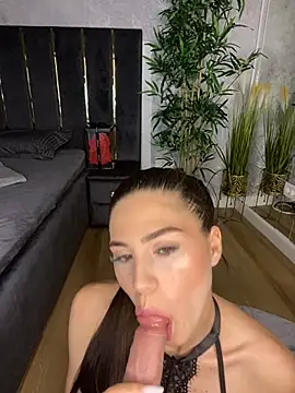 Snapshot of valery_evan chatting on March 25, 7:31 pm valery evan online show from March 25, 7:31 pm