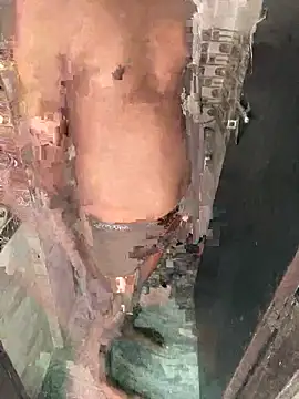 Snapshot of couple-new chatting on March 25, 8:20 am couple-new online show from March 25, 8:20 am