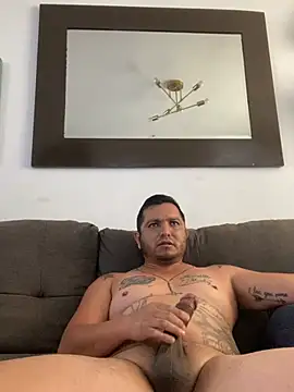 HOTB0Y18 online show from March 28, 9:58 pm