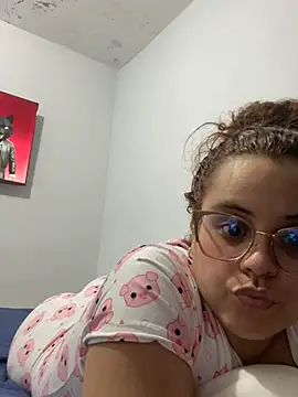 KimPosibl3 online show from April 3, 5:05 am