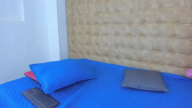 Snapshot of celeste_campbell chatting on March 28, 7:46 pm celeste campbell online show from March 28, 7:46 pm