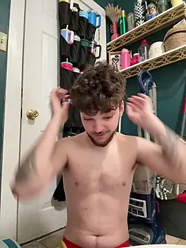 dommydom7177 online show from March 22, 12:41 pm