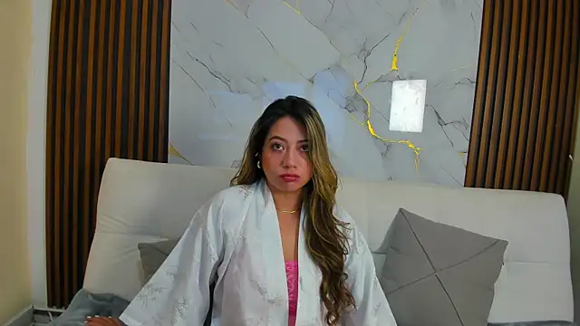 Snapshot of violette_Kanny chatting on March 19, 3:05 pm violette Kanny online show from March 19, 3:05 pm