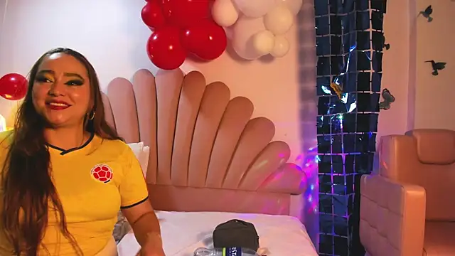 SabrinaVantress online show from July 4, 1:01 am