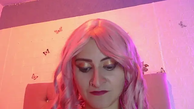 Snapshot of Saraa_Velvett chatting on March 25, 11:44 pm Saraa Velvett online show from March 25, 11:44 pm