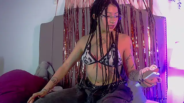 Snapshot of shiny_foxeyes chatting on March 26, 11:10 pm shiny foxeyes online show from March 26, 11:10 pm