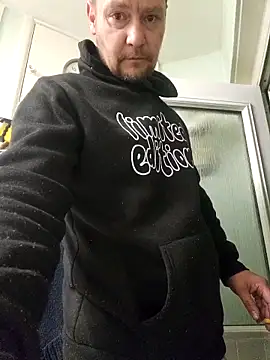 remy19866 online show from April 22, 10:00 pm