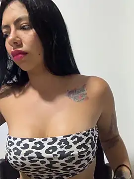Noa rousse01 online show from April 28, 3:44 am