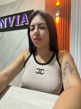 Noa rousse01 online show from May 16, 3:58 am