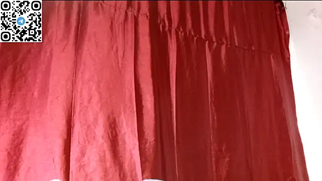 SilentPassion567 online show from May 13, 8:38 pm