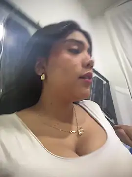 Snapshot of samatha_swet chatting on March 28, 2:22 am samatha swet online show from March 28, 2:22 am