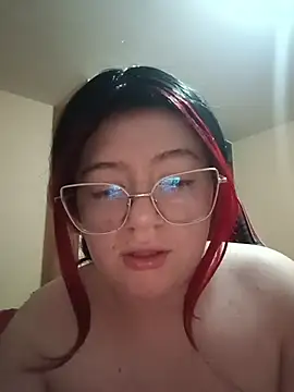 Gigi hart7 online show from May 22, 8:32 am