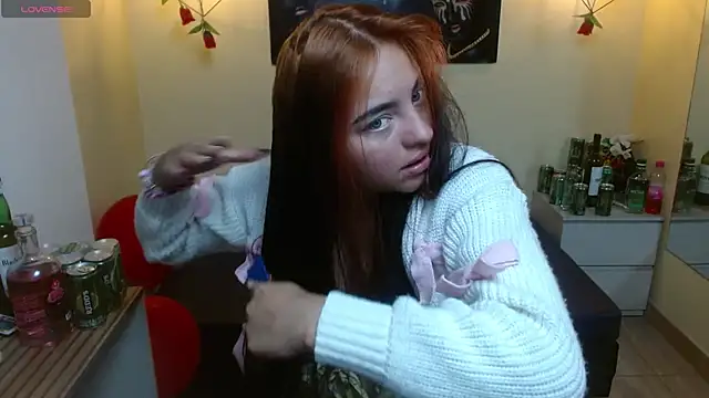 Miley Clarck online show from May 1, 12:32 pm