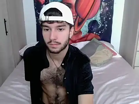 Snapshot of Adrien_polo chatting on June 10, 9:14 pm Adrien polo online show from June 10, 9:14 pm