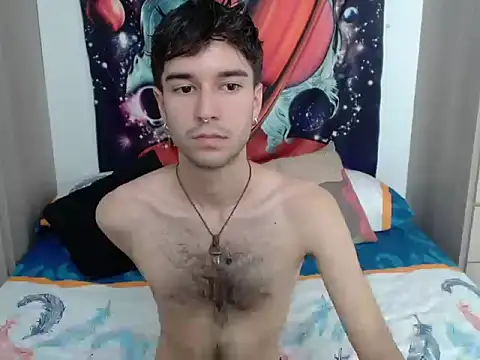 Snapshot of Adrien_polo chatting on July 24, 8:07 pm Adrien polo online show from July 24, 8:07 pm