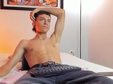 Noahh Saky online show from March 27, 8:59 am