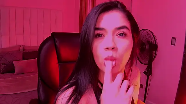 Snapshot of amara__rose chatting on March 20, 1:49 pm amara rose online show from March 20, 1:49 pm