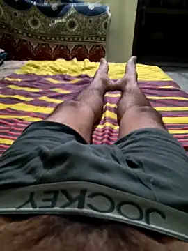 Snapshot of yoursTelugu_boy chatting on May 8, 8:03 pm yoursTelugu boy online show from May 8, 8:03 pm