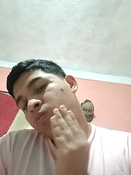 alee28728 online show from March 26, 9:09 pm