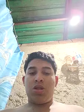 alee28728 online show from May 9, 8:41 am