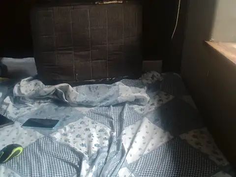 lilithabee online show from March 19, 8:51 am