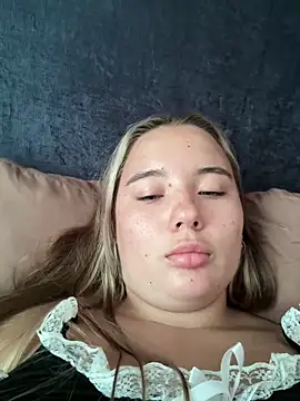 Snapshot of Mrs_Lust chatting on March 28, 7:08 am Mrs Lust online show from March 28, 7:08 am