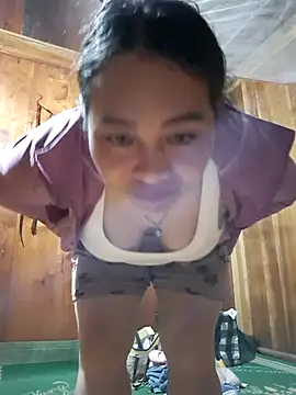 Snapshot of Nin-anna chatting on March 26, 4:01 pm Nin-anna online show from March 26, 4:01 pm