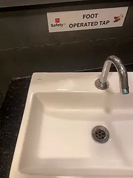 boy good12 online show from April 3, 9:07 am