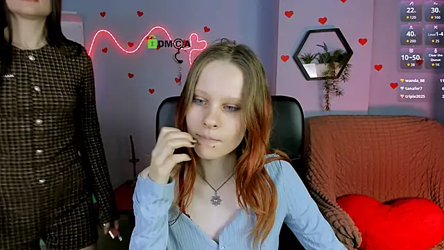 Snapshot of sara_musee chatting on March 31, 9:21 am sara musee online show from March 31, 9:21 am