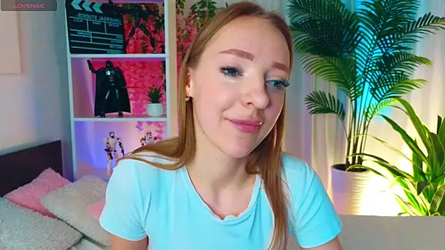 GertrudeWilson online show from March 27, 8:26 am