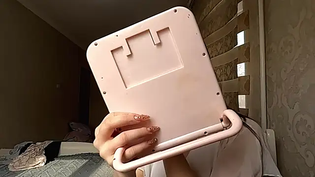 Snapshot of EffieCappaert chatting on March 20, 10:09 am EffieCappaert online show from March 20, 10:09 am