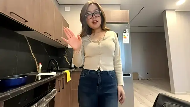 Snapshot of EffieCappaert chatting on March 27, 7:03 am EffieCappaert online show from March 27, 7:03 am