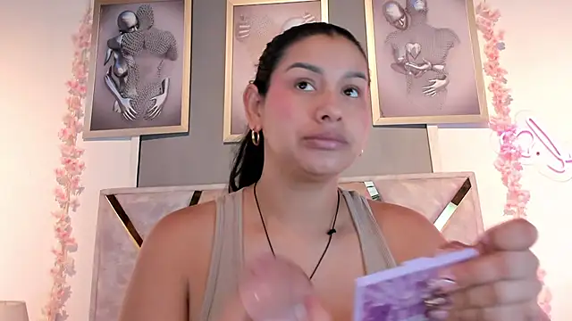 Snapshot of Mrs_Daniels chatting on March 24, 12:54 pm Mrs Daniels online show from March 24, 12:54 pm