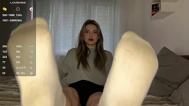 Snapshot of 1Kellynaive chatting on March 28, 3:00 pm 1Kellynaive online show from March 28, 3:00 pm