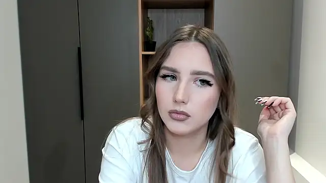 KarriDunman online show from March 22, 4:16 am