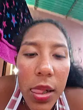 Snapshot of emily_fox01 chatting on July 20, 10:56 pm emily fox01 online show from July 20, 10:56 pm