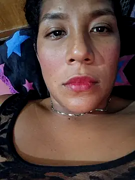 Snapshot of emily_fox01 chatting on July 22, 4:26 am emily fox01 online show from July 22, 4:26 am
