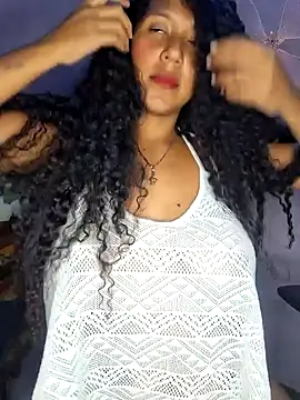Snapshot of emily_fox01 chatting on July 23, 3:15 am emily fox01 online show from July 23, 3:15 am